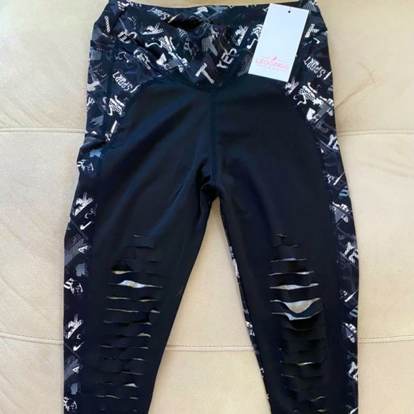 Pants - NEW w/tags Black/White Active wear tights/leggings